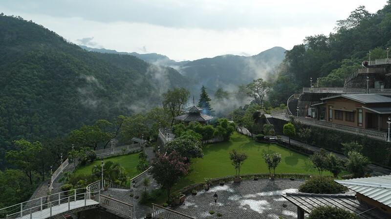 How to Enroll in a 200 Hour Yoga TTC in Rishikesh?