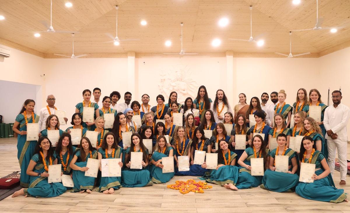 Benefits of Doing Yoga Teacher Training in Rishikesh