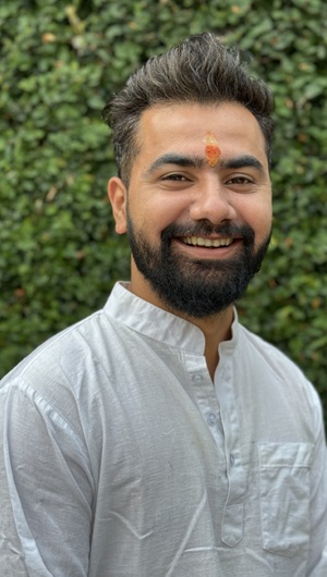 Abhishek Negi - Yoga Teacher in Abhayaranya Yoga Ashram 